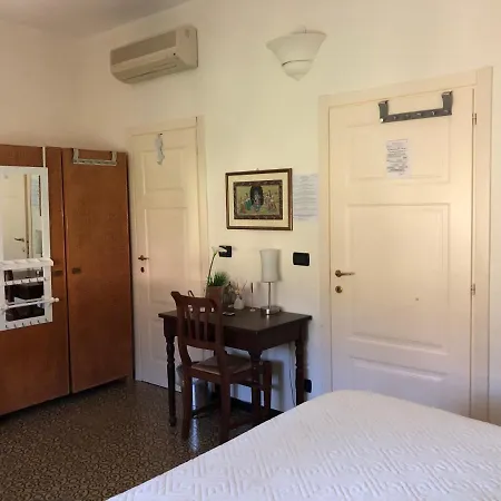 Casale Coreallo Bed & Breakfast Spotorno